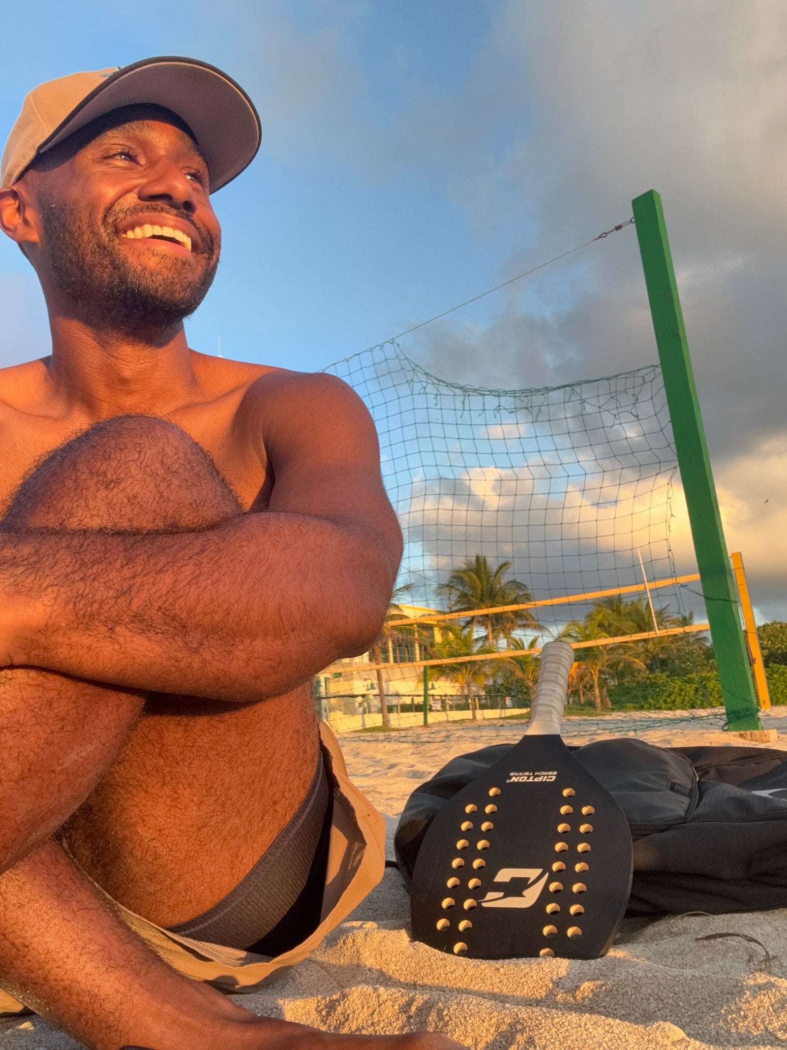 When Nothing Is Wrong, But Something Feels Off A founder’s look at grip, feel, and control in racket sports